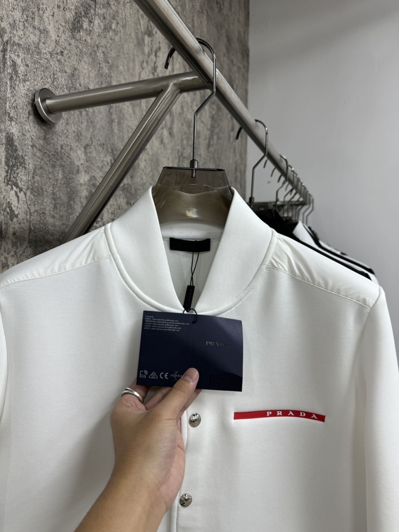 Pra*a outwear